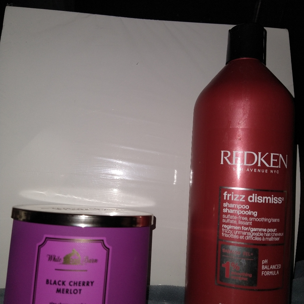 Redken Frizz Dismiss Shampoo White Barn Black Cherry Merlot scented candle Low $